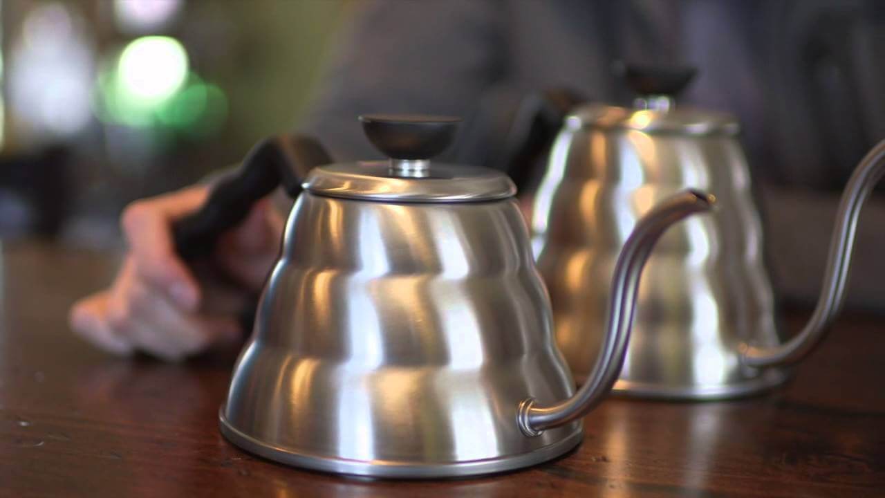 Hario V60 Buono Drip Kettle – Edelstahl Schwanenhalskessel für präzises Pour-Over, Barista-Qualität