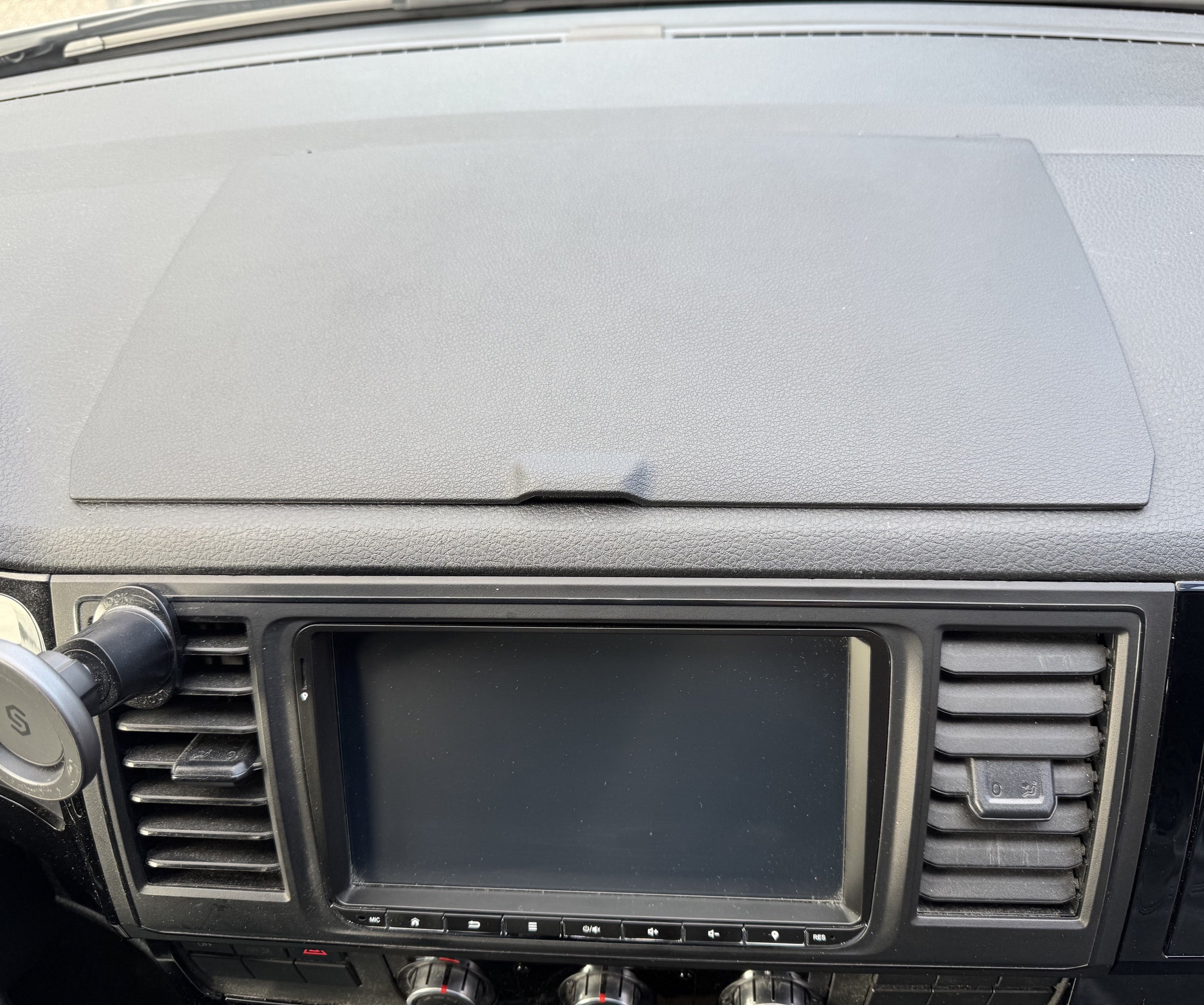 VW T6 Top-Dash Storage Compartment Lid LHD (Left-Hand Drive) – Dashboard Console Lid Cover 2016–2020, closed storage compartment