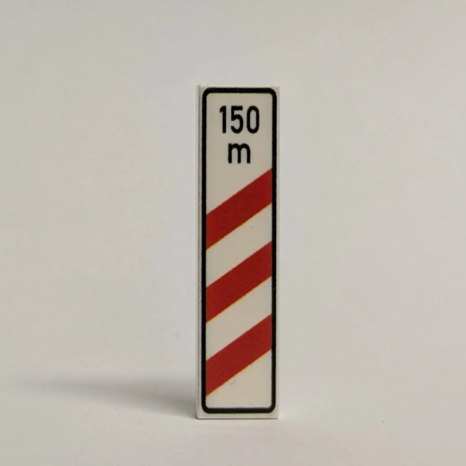 1x4 Tile "Beacon with distance information"