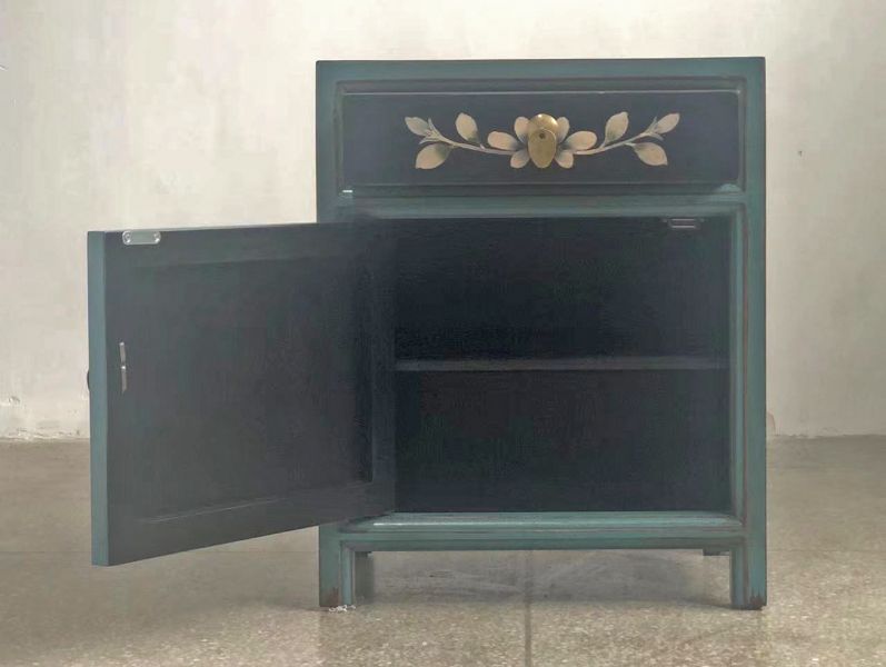 Vintage Asia Chinese Bedside Table Nightstand "Oceanflowers" - Item 35191-6