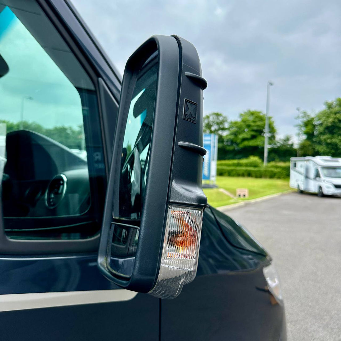 Mercedes Sprinter 906 Wing Mirror Cap Covers with Robust Hammerite Surface, Set (2 Pieces)
