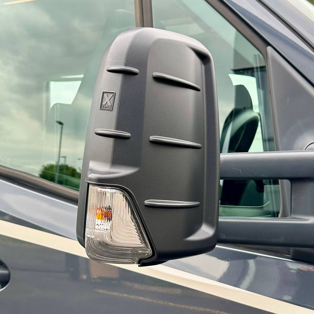 Mercedes Sprinter 906 Wing Mirror Cap Covers with Robust Hammerite Surface, Set (2 Pieces)