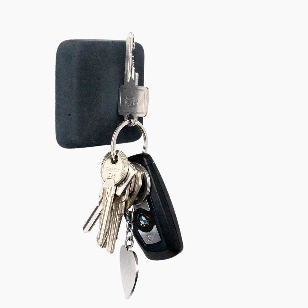 Magnetic Key Holder HAMO – extra strong magnet for key rings, modern design for hallway & entryway