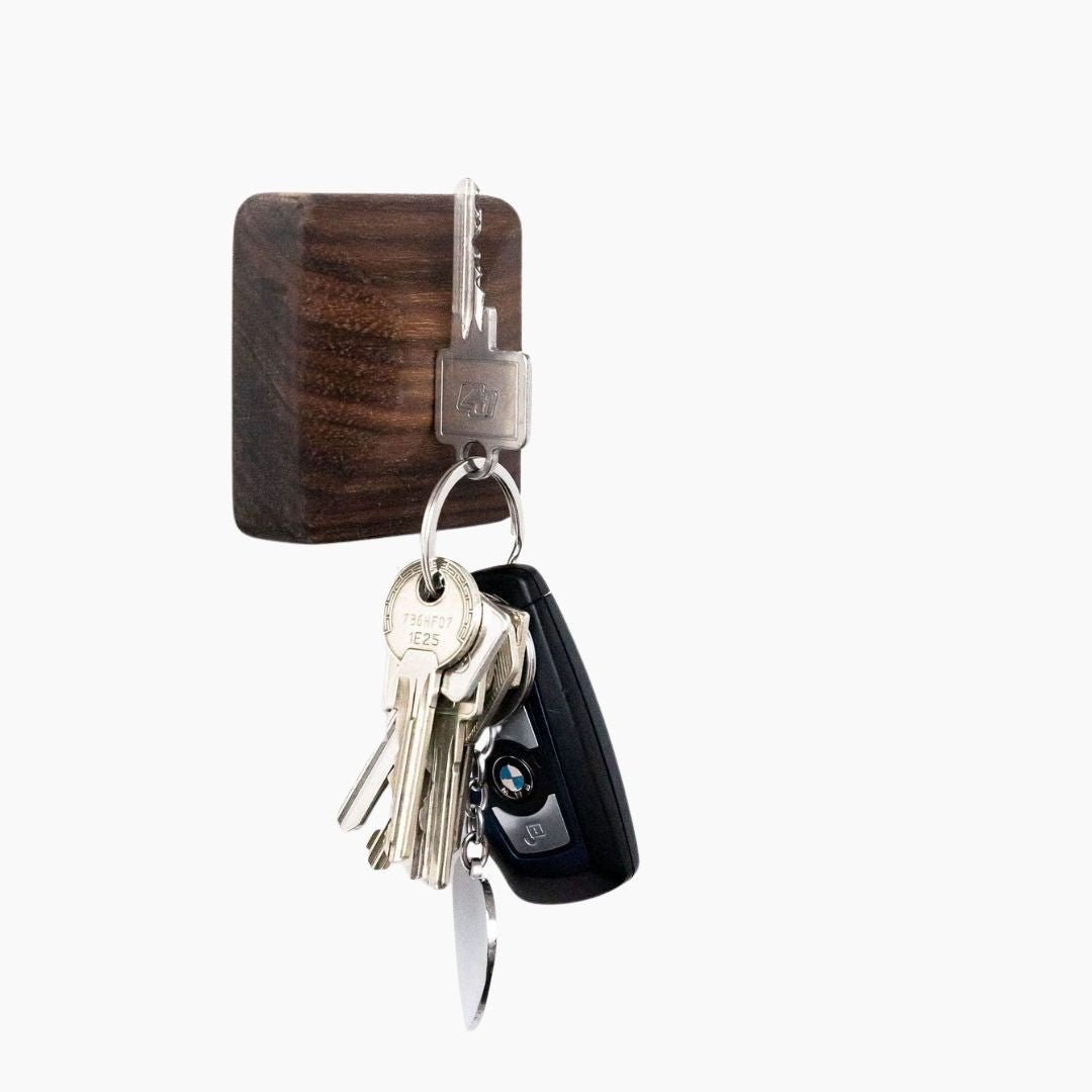 Magnetic Key Holder HAMO – extra strong magnet for key rings, modern design for hallway & entryway