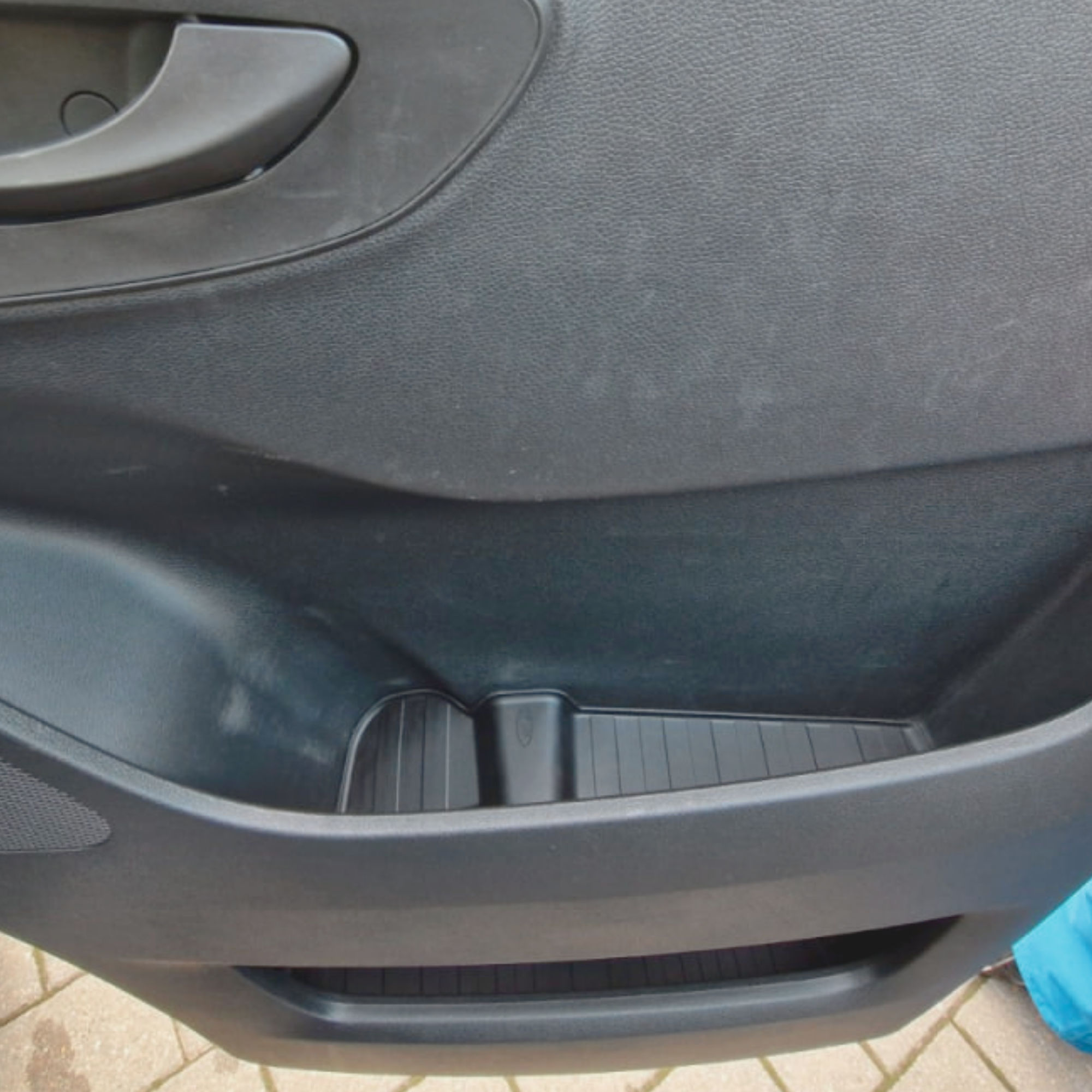 For Mercedes New Sprinter 907 Rubber Door Pocket Inserts Black - Van-X
