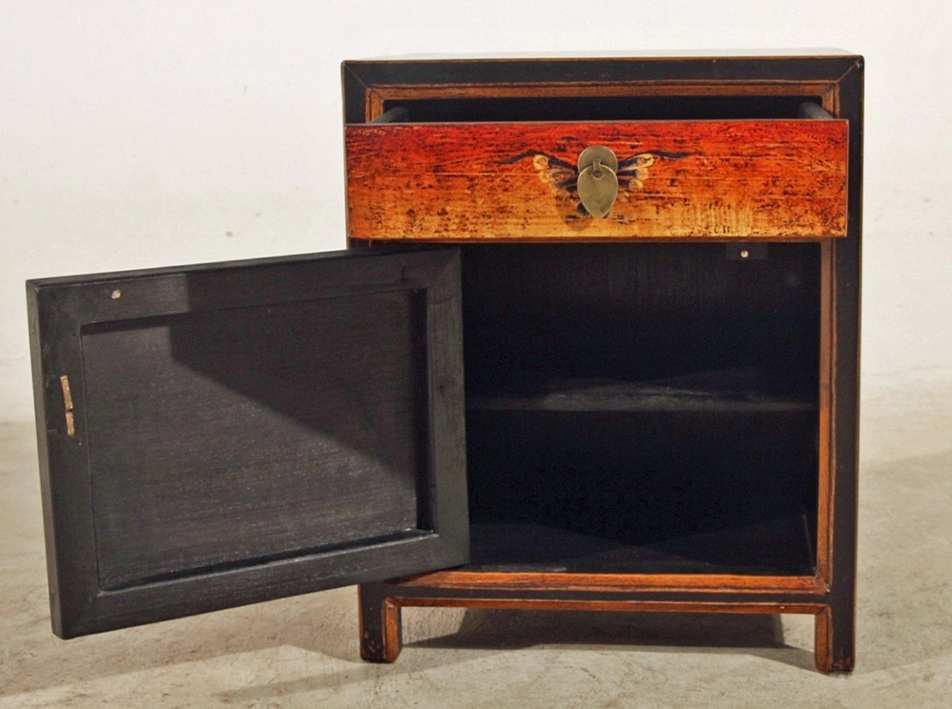 Vintage Asia Chinese Nightstand "Fire" - Art. 35191-2