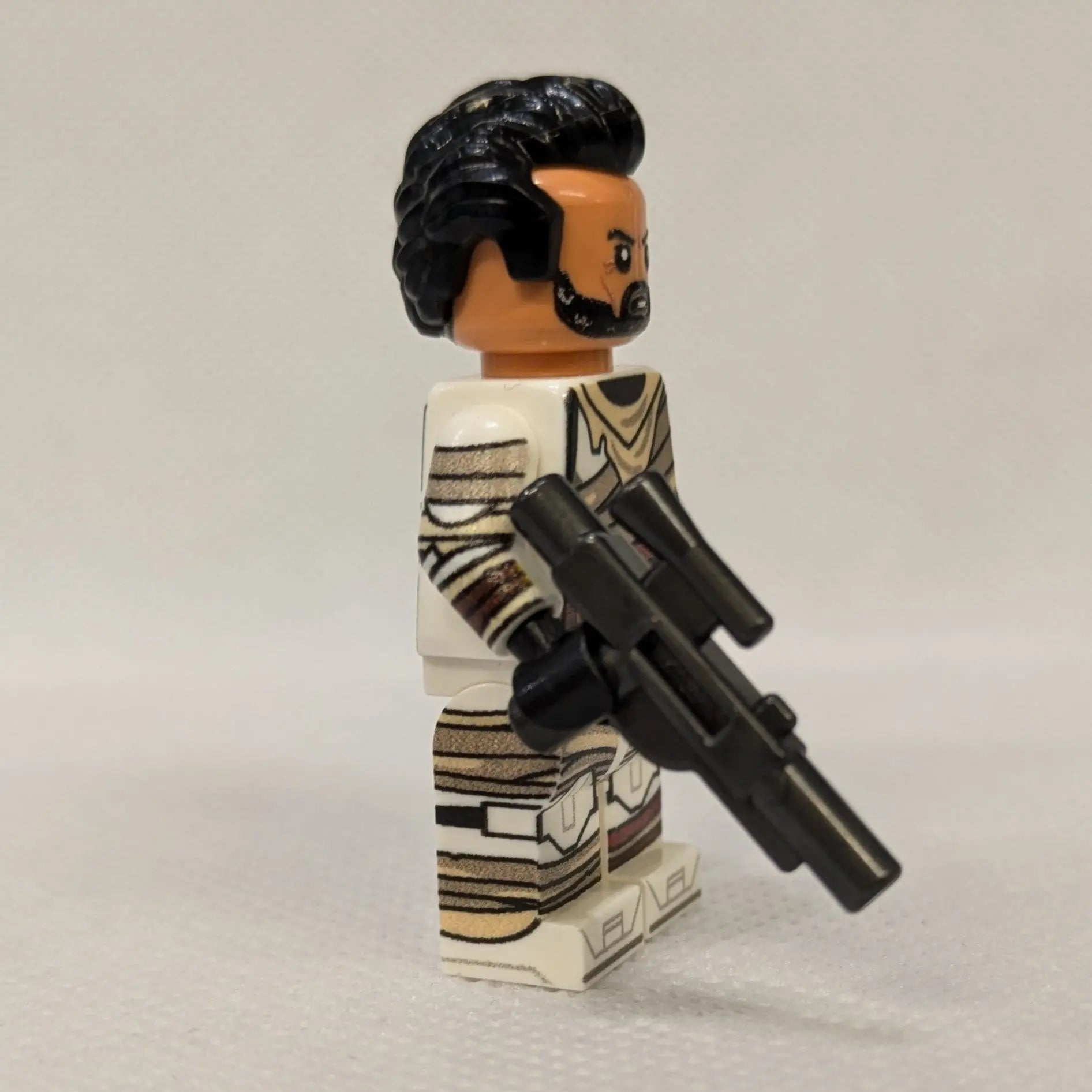 "Commander May-Day" minifigure by MBB-Custom 