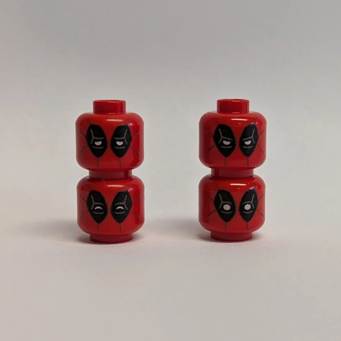 Replacement head pack for e.g. LEGO® Deadpool
