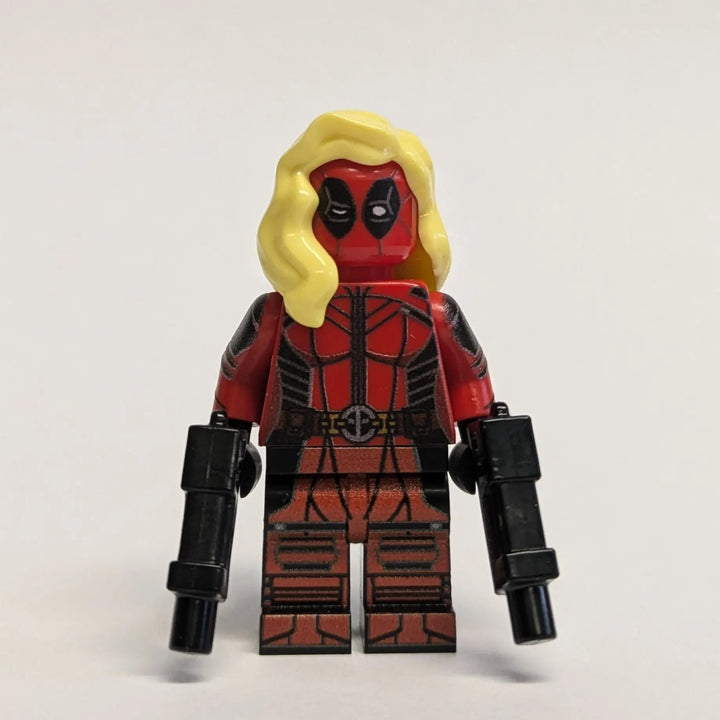 "Missespool" minifigure by MBB-Custom