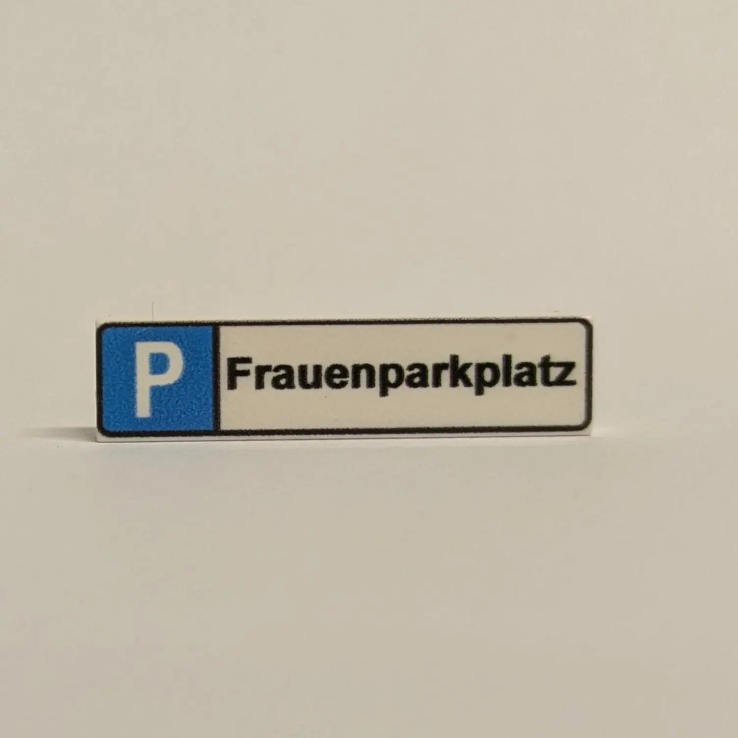 "Parking space sign" 1x4 tile for selection