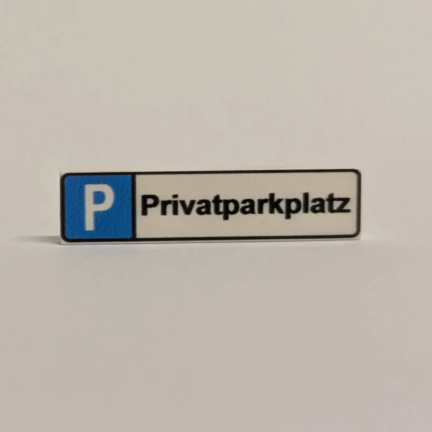 "Parking space sign" 1x4 tile for selection