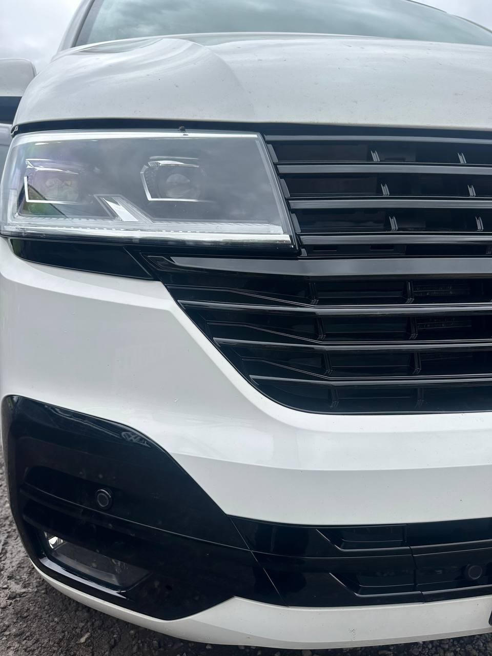 For VW T6.1 Front Grille Side Fins – Gloss Black Finish (Set of 4) | Van-X Styling Upgrade for Volkswagen T6.1