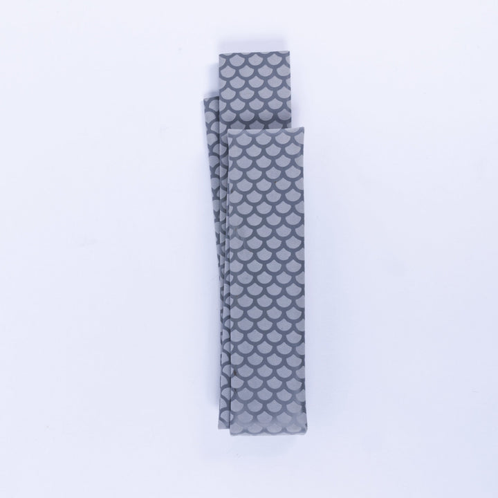 For VW T6 Tailgate Gas Struts Styling protection Covers. Unique accessories for campervans (Scale Pattern)