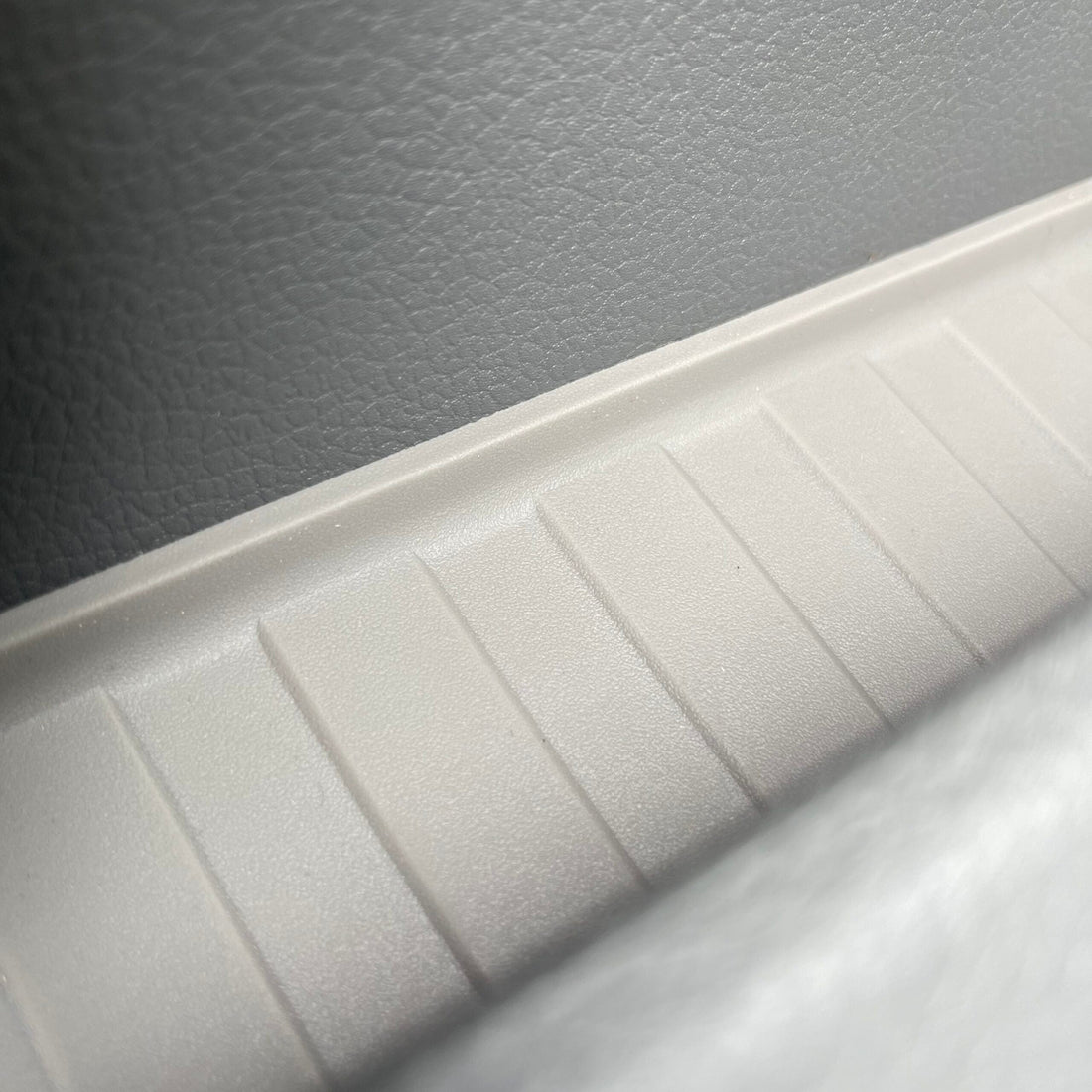 For VW T6.1 Transporter Rubber Door Liner Pocket Inserts Gray Campervan Conversion