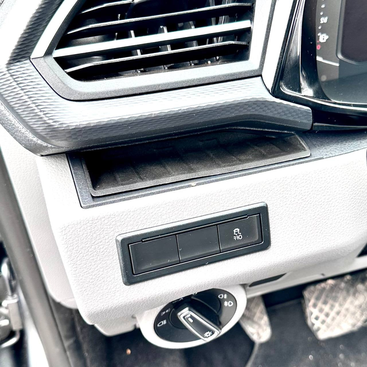 For VW T6.1 Vans Silicone/Rubber Lower Dashboard Inserts - Non-Slip, Durable and Easy to Install