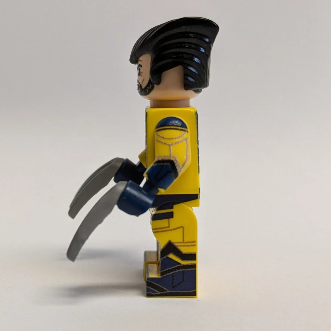 "Wolfman" minifigure by MBB-Custom