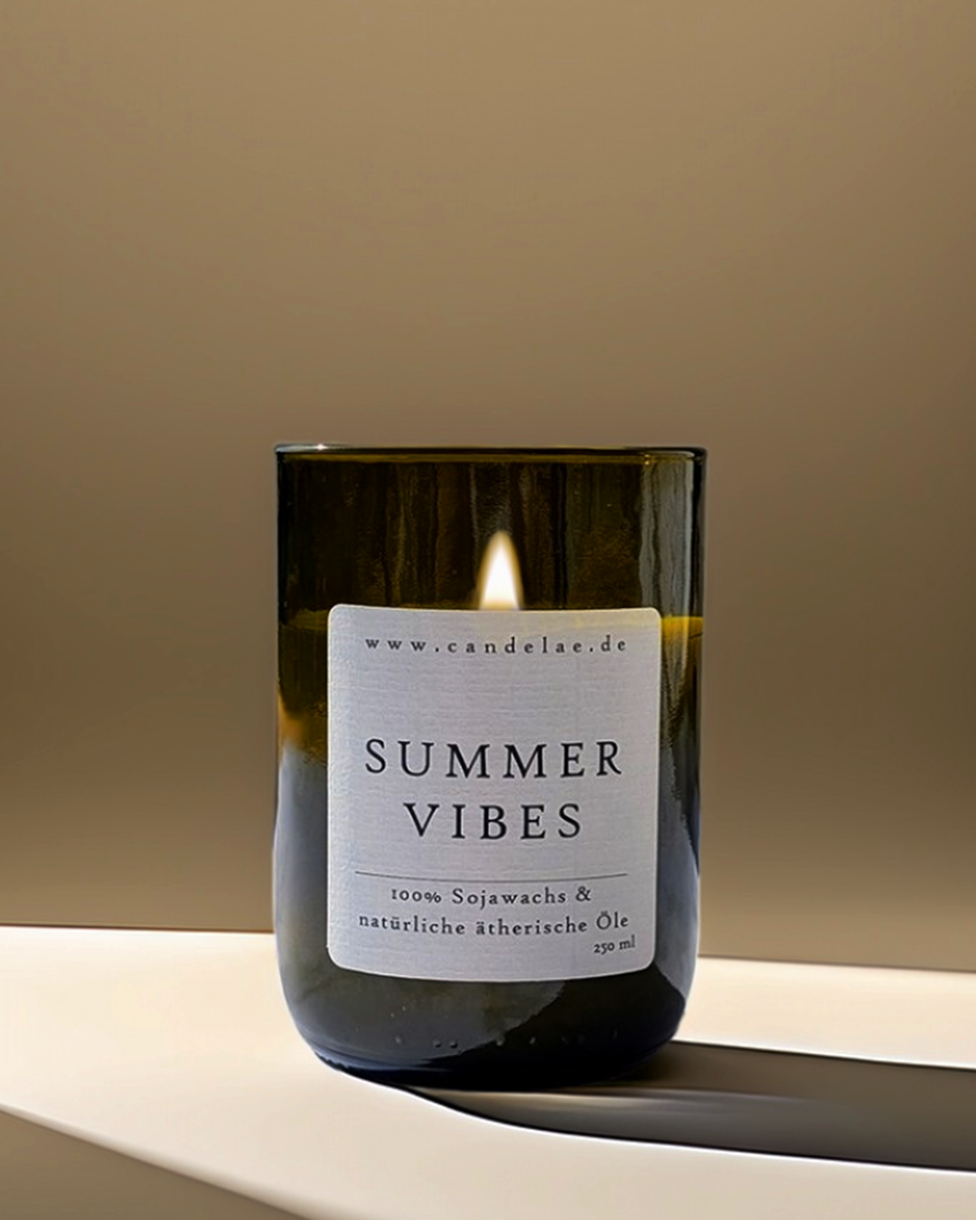 Summer Vibes Scented Candle – Soy Wax in a Wine Bottle Glass with Fresh Essential Oils (250 ml, approx. 50 h) | Candelae