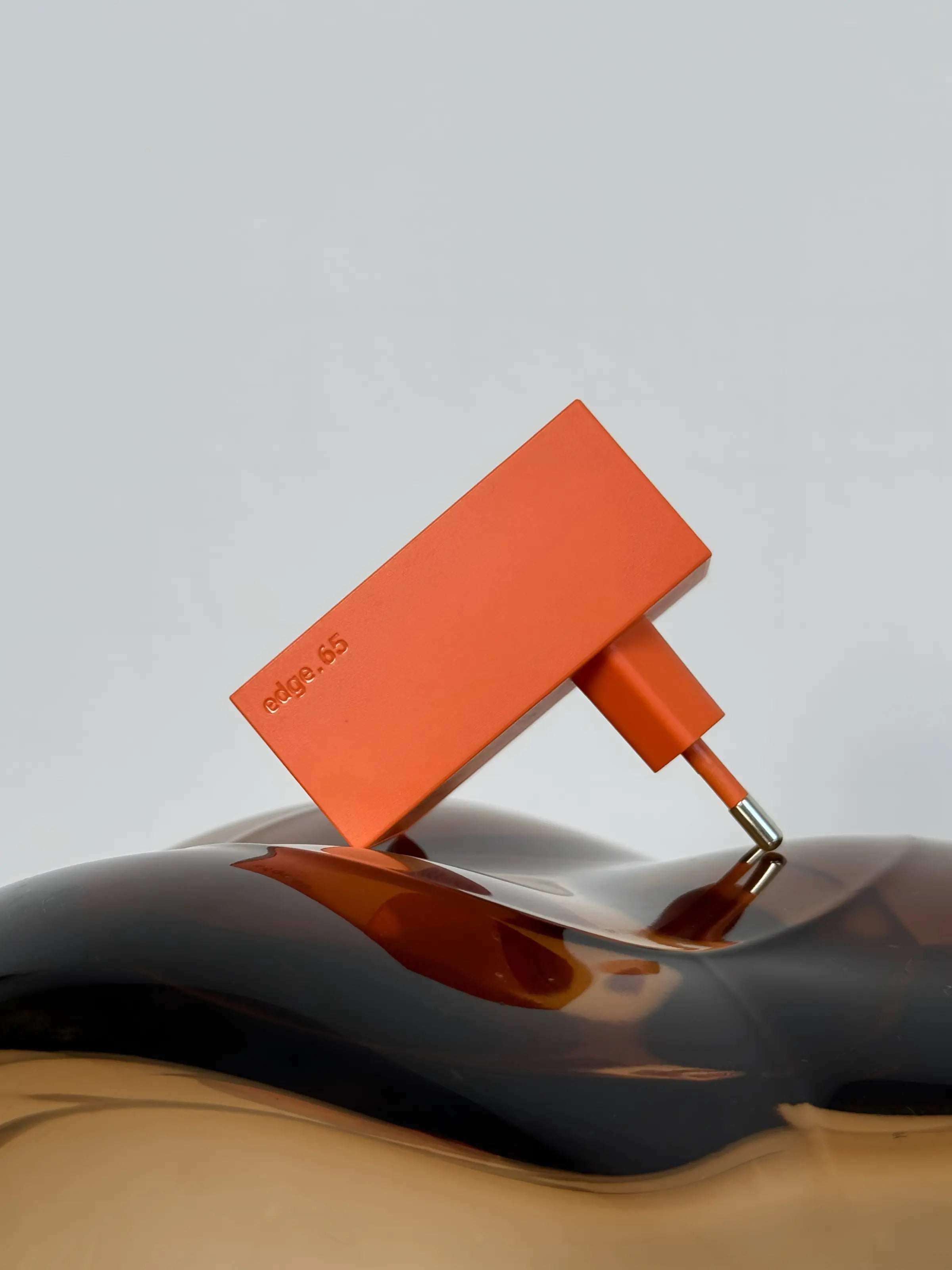 edge.65 (65 Watt) USB Ladegerät. Farbe: Autumn
