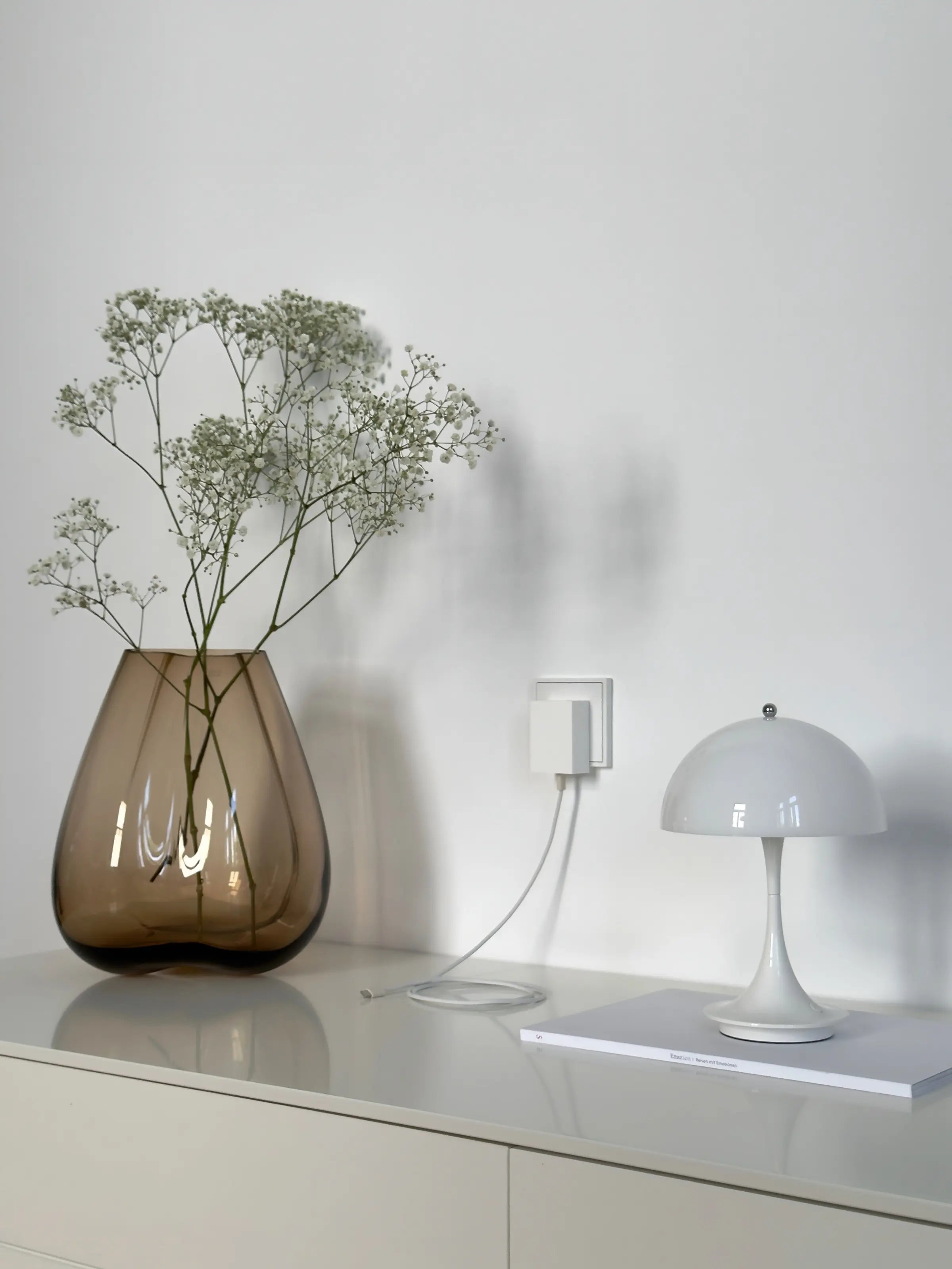 edge.65 (65 Watt) USB Ladegerät. Farbe: White