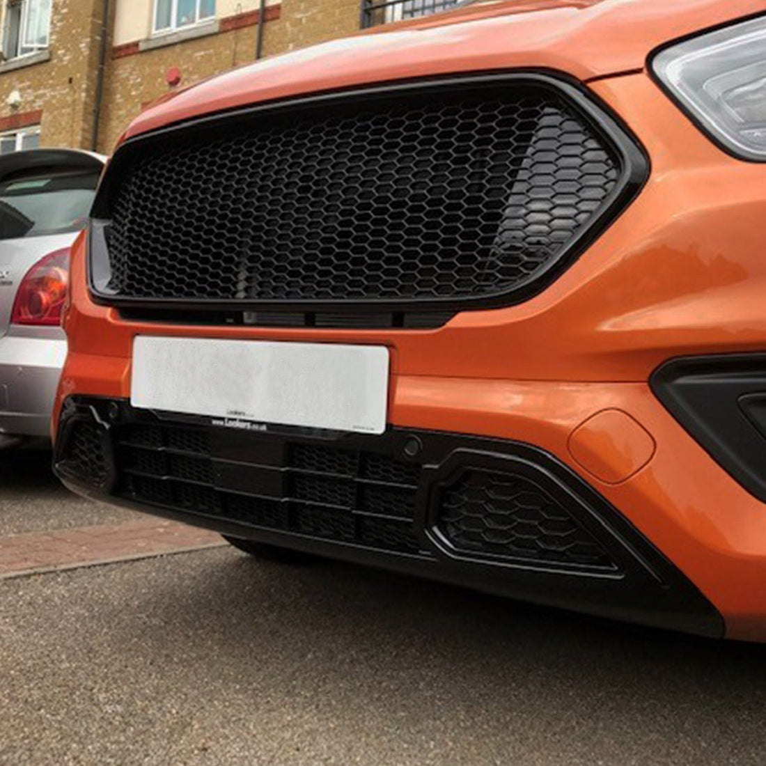 For Ford Transit Custom Gloss Black Honeycomb Grille Set - Pre-Painted and Ready to Fit