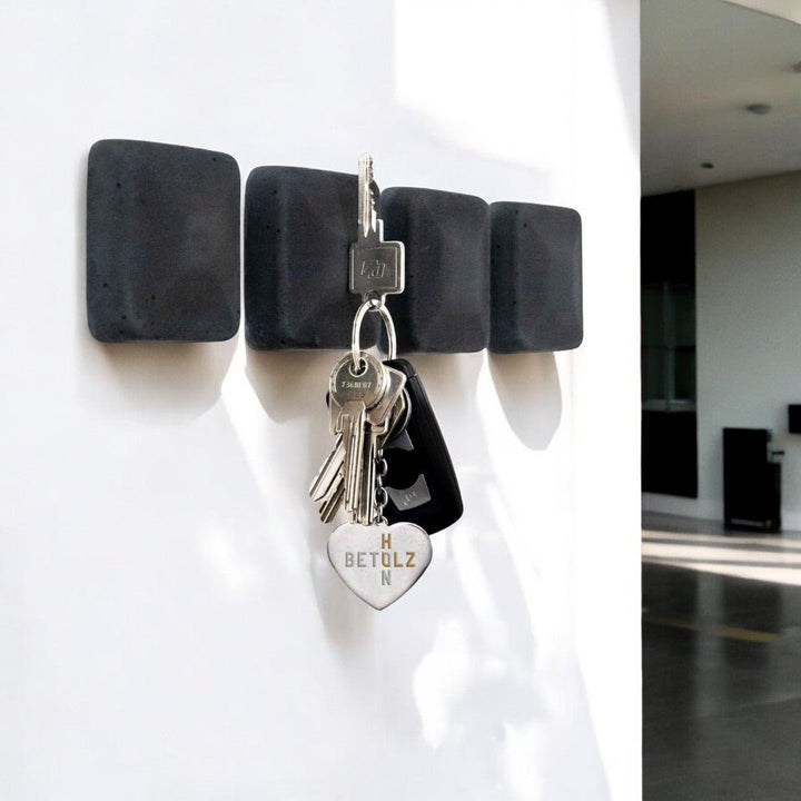 Magnetic Key Holder HAMO (Set of 4) – Extra Strong Magnets for Key Rings, Modern Design for Hallway & Entrance