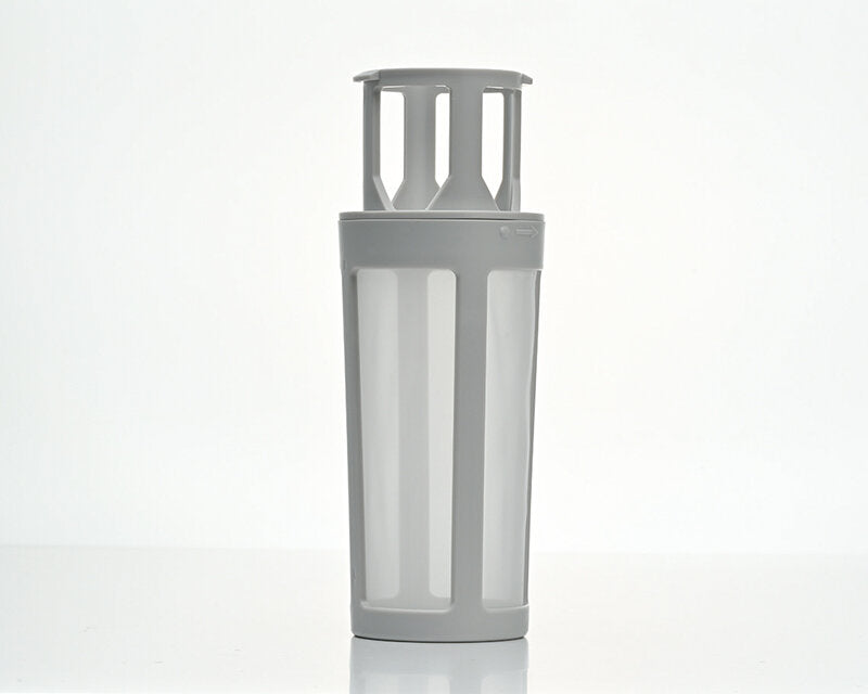 Hario Filter-In Coffee Bottle – 750 ml Cold Brew Flasche aus hitzebeständigem Glas mit integriertem Feinfilter