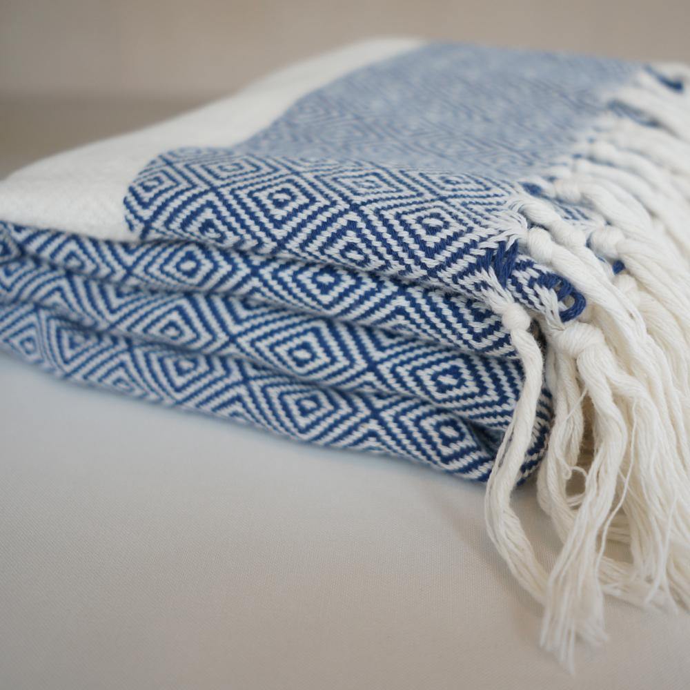 Charlotte dark blue hammam towel - hand-woven