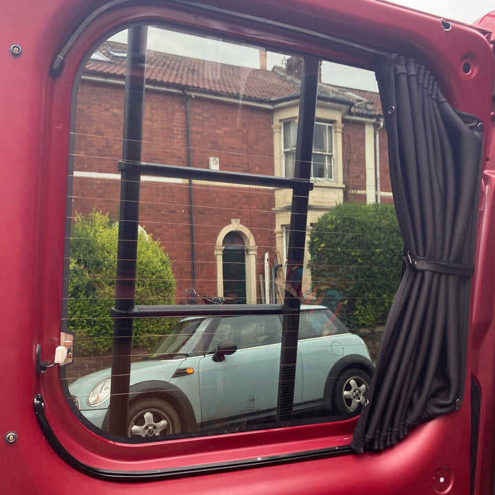 Toyota PROACE Premium Rear Door Window Curtain Set (Barn Doors) – Blackout Curtain Kit 2-in-1 incl. Mounting Kit