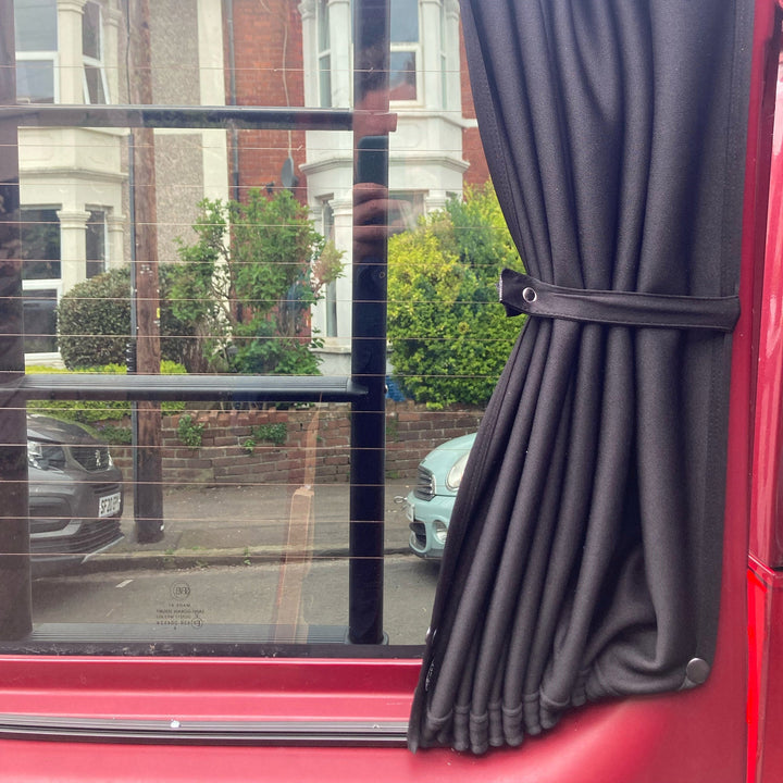 Toyota PROACE Premium Rear Door Window Curtain Set (Barn Doors) – Blackout Curtain Kit 2-in-1 incl. Mounting Kit