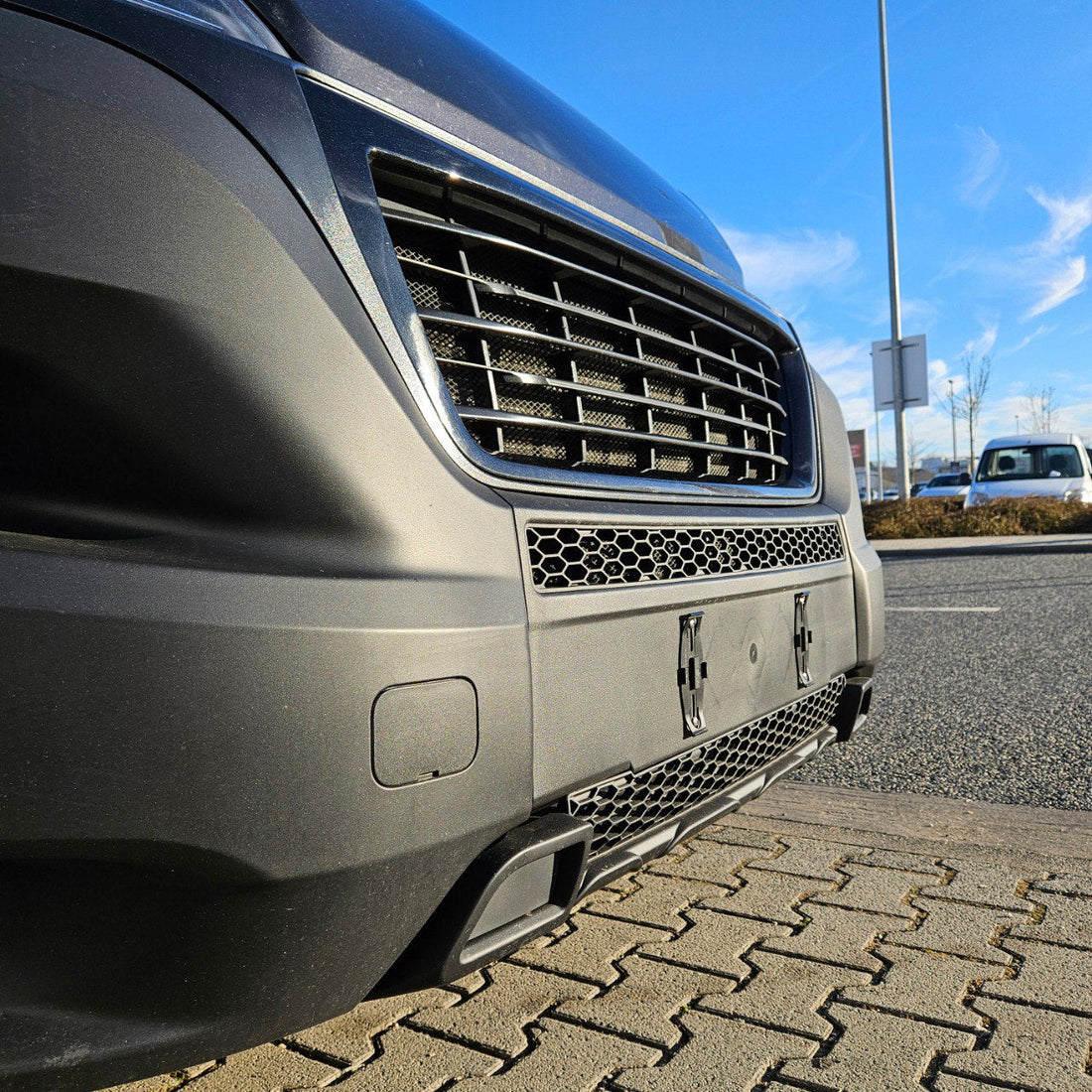 For Peugeot Boxer Lower Bumper Honeycomb Grille - Matte Black