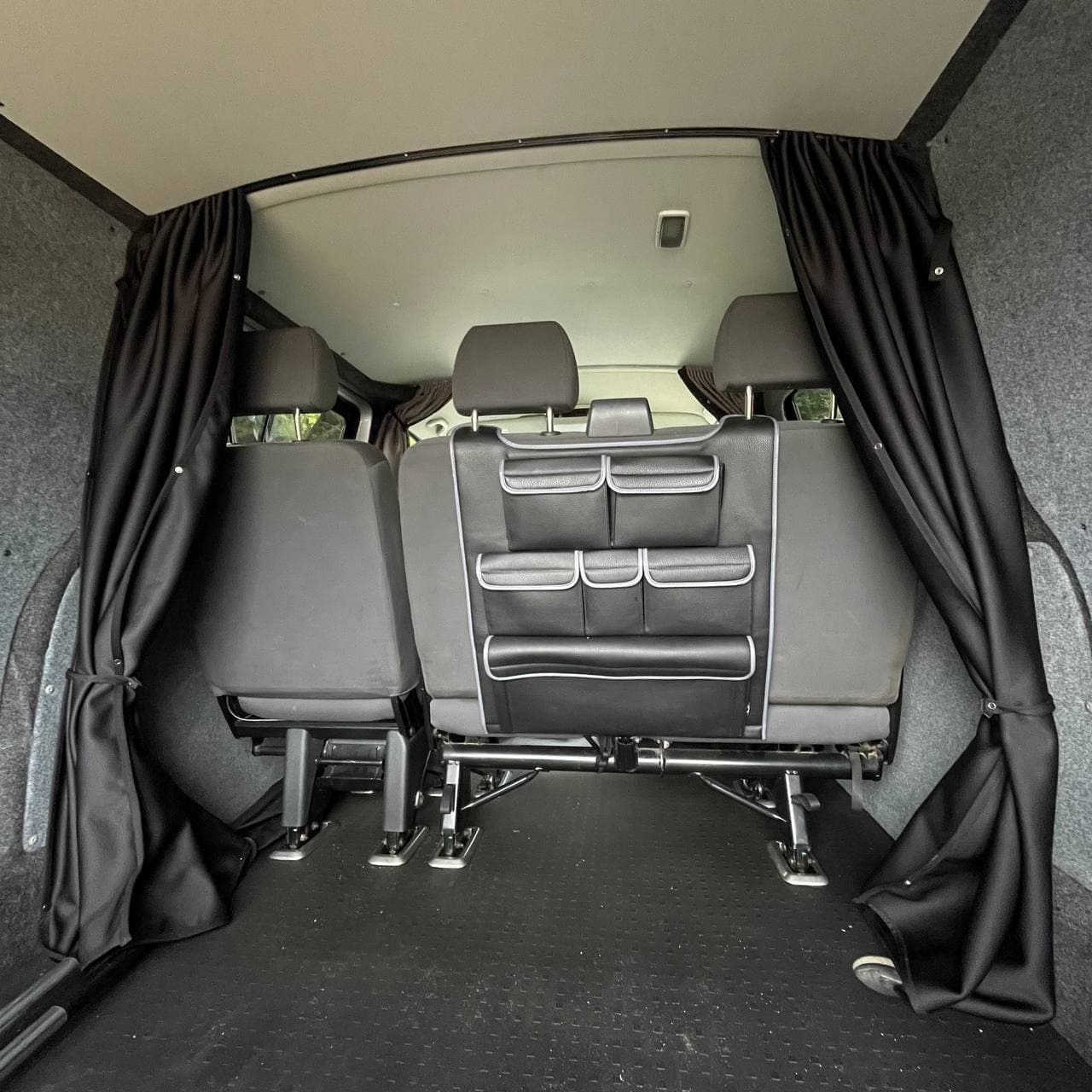 For VW T5, T5.1 Transporter Rear Seat Cab Divider Curtain