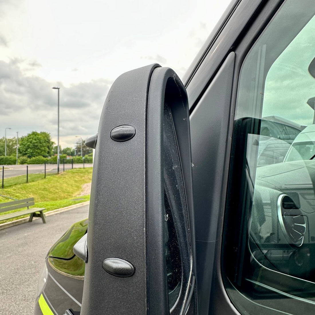 For Mercedes Sprinter 907 Wing Mirror Cap Covers Without Indicator – Hammerite (Set of 2) – Replacement Mirror Covers for Sprinter Vans