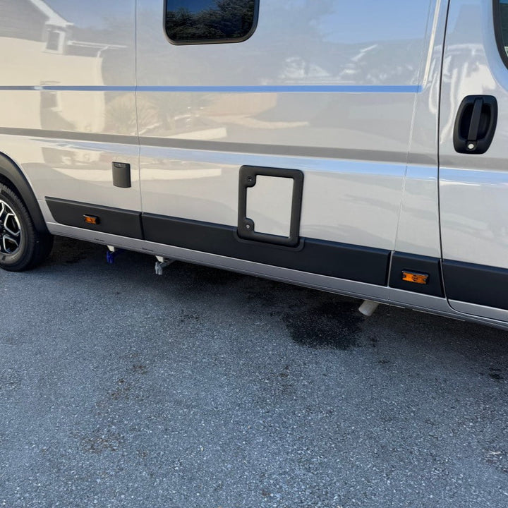 For Fiat Ducato Signal Mark Guard - Gloss Black