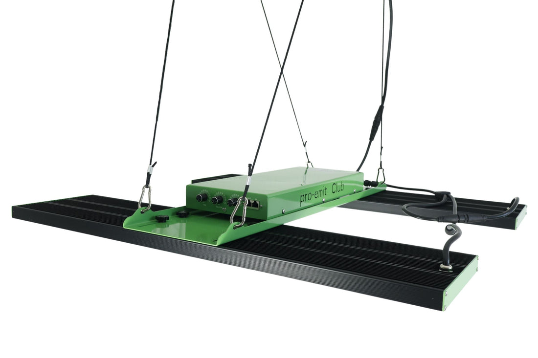 pro-emit Club – LED Plant Lamp with 3-Channel Control, IP65 & 3.03 µmol/J