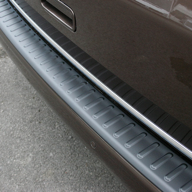 For VW T6.1 Transporter Multivan Rear Bumper Protector – Black Plastic Tailgate Guard