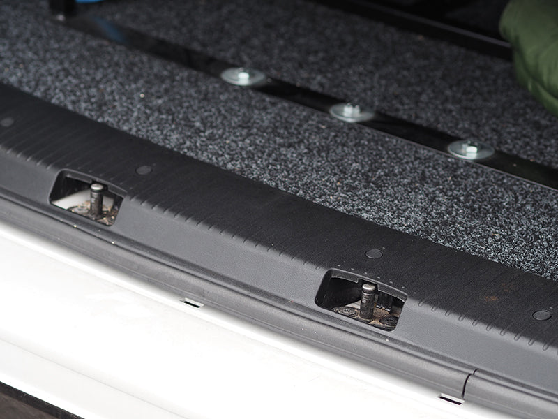 For VW T6 V2 Transporter Rear Threshold Cover Barndoor / Twin Door Plastic Full Length