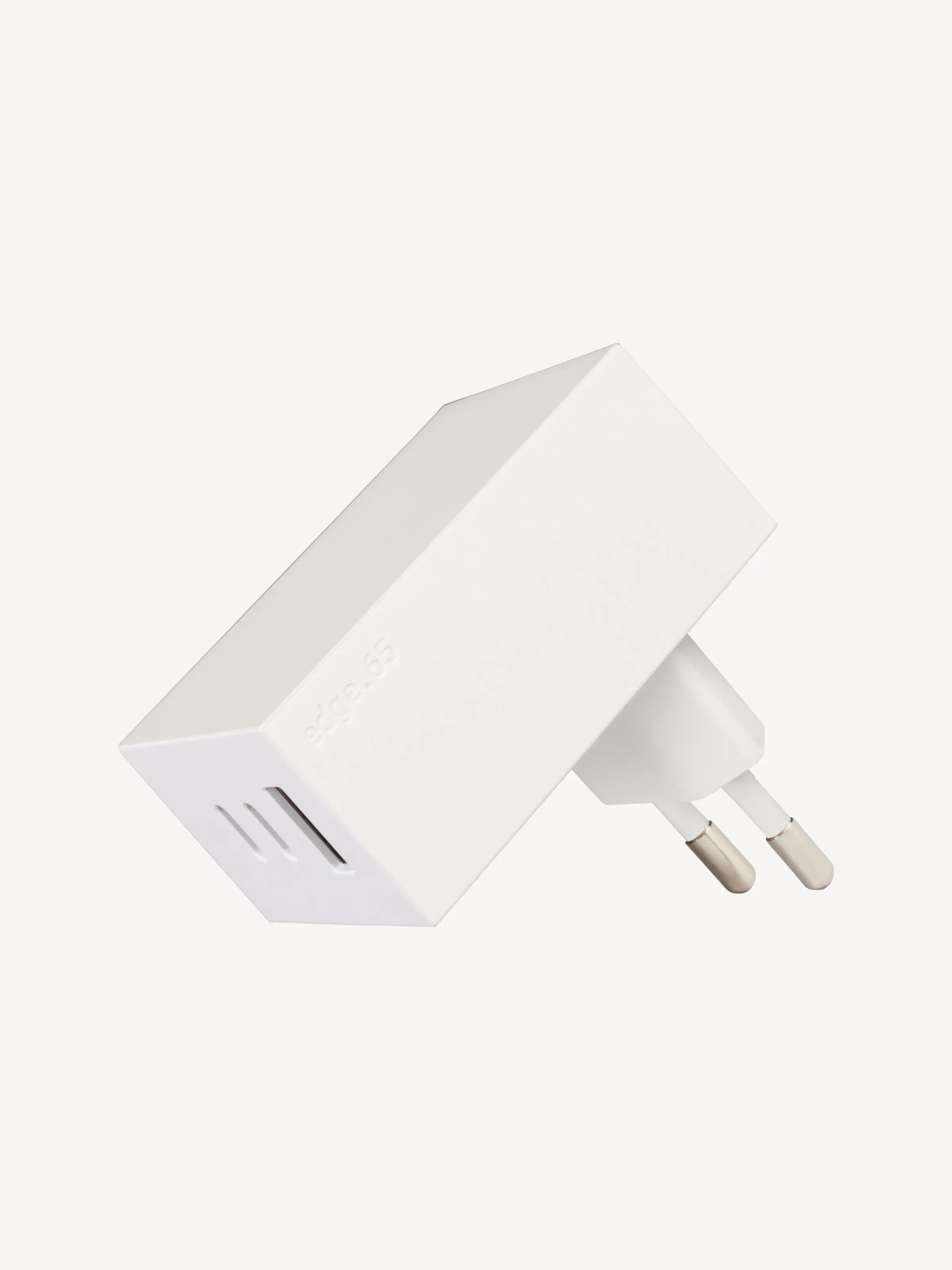 edge.65 (65 Watt) USB Ladegerät. Farbe: White