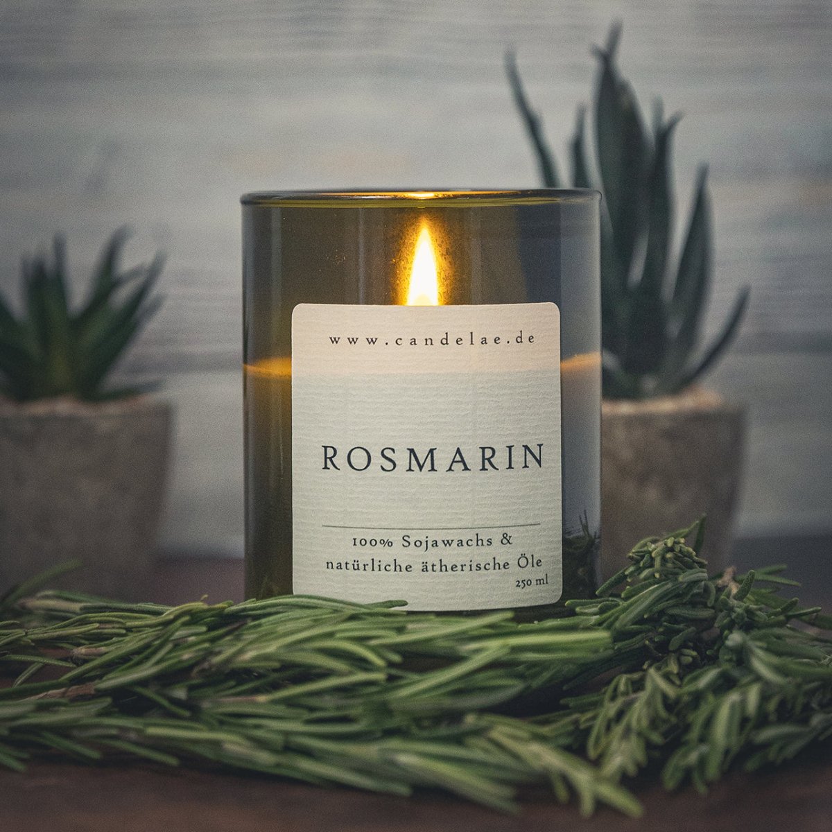 Rosemary Soy Wax Scented Candle in Wine Bottle Glass – Hand-poured, Vegan & Without Synthetic Fragrances (250 ml, approx. 50 h)