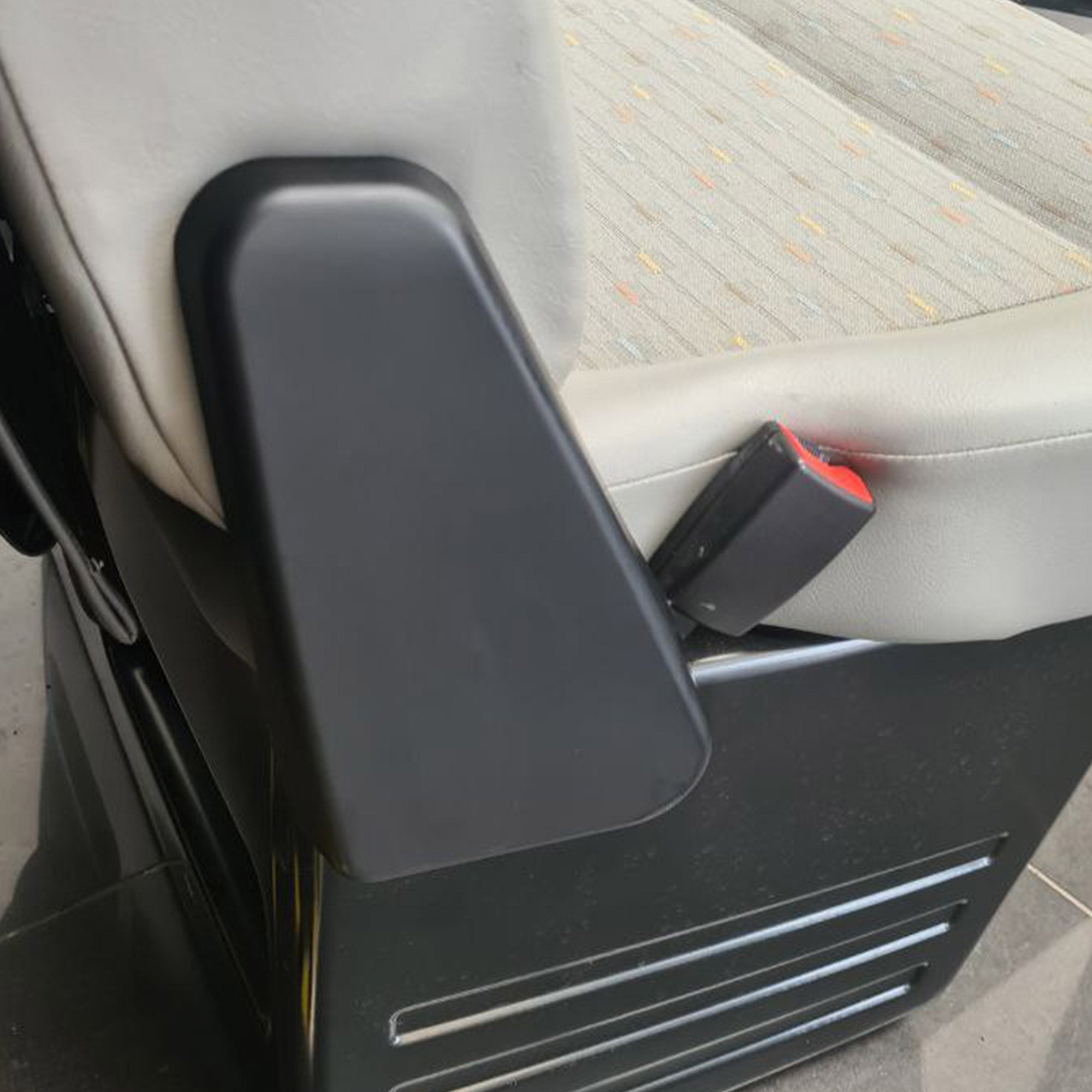 VW T5 / T5.1 Twin Seat Hinge Caps Matte Black – Hinge Caps Set (2 pieces), Passenger Seat Interior Styling