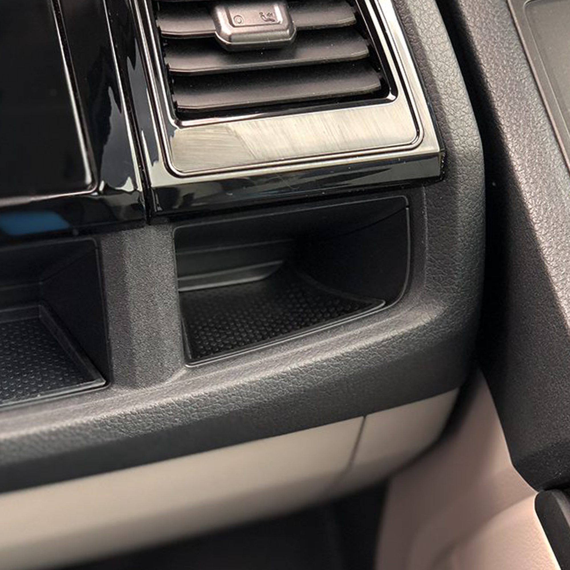 For VW T6 Transporter Interior Lower Dash Mats/Cover Dash Tidy LHD Direct fit Camper Van