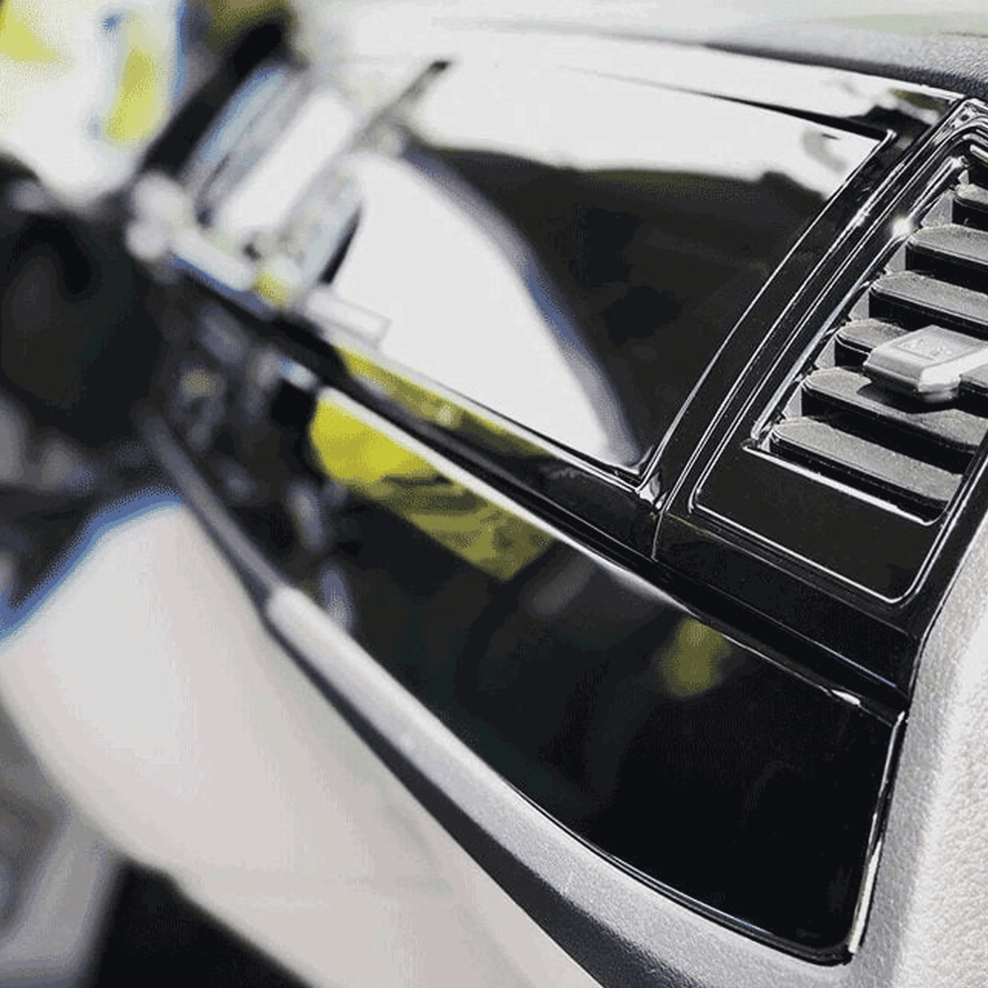 For VW Transporter T6 Lower Dash Styling Trims Comfort Dash Gloss Black Painted and Ready to Fit (Set of 6)