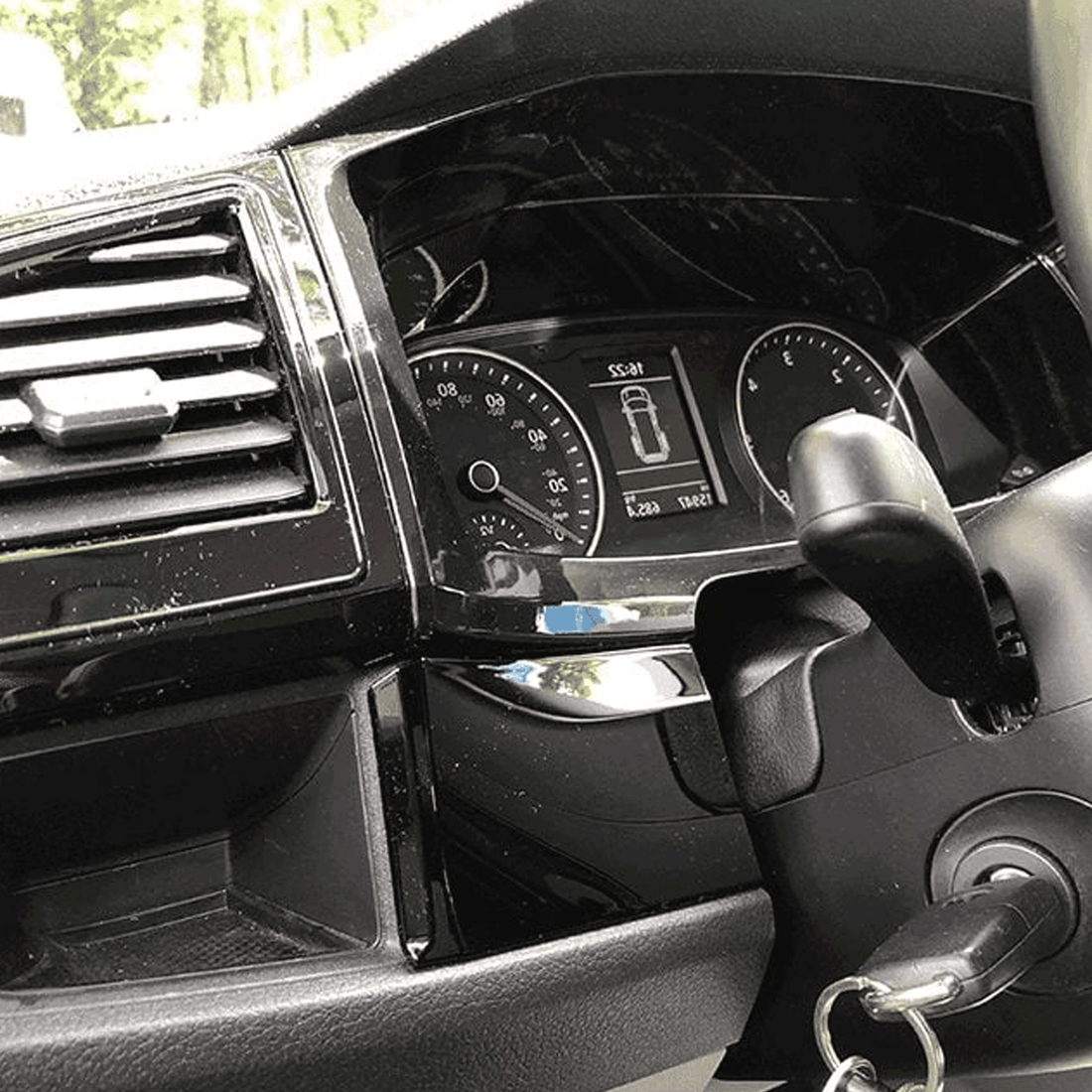 For VW Transporter T6 Lower Dash Styling Trims Comfort Dash Gloss Black Painted and Ready to Fit (Set of 6)