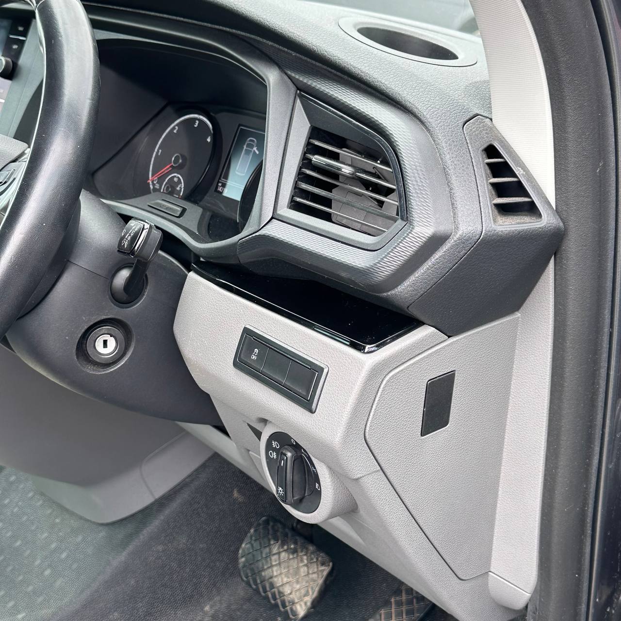For VW T6.1 Transporter Dashboard Upgrade Van-X – Premium 4-Piece Gloss Black Lower Dash Trim &amp; Door Card Set