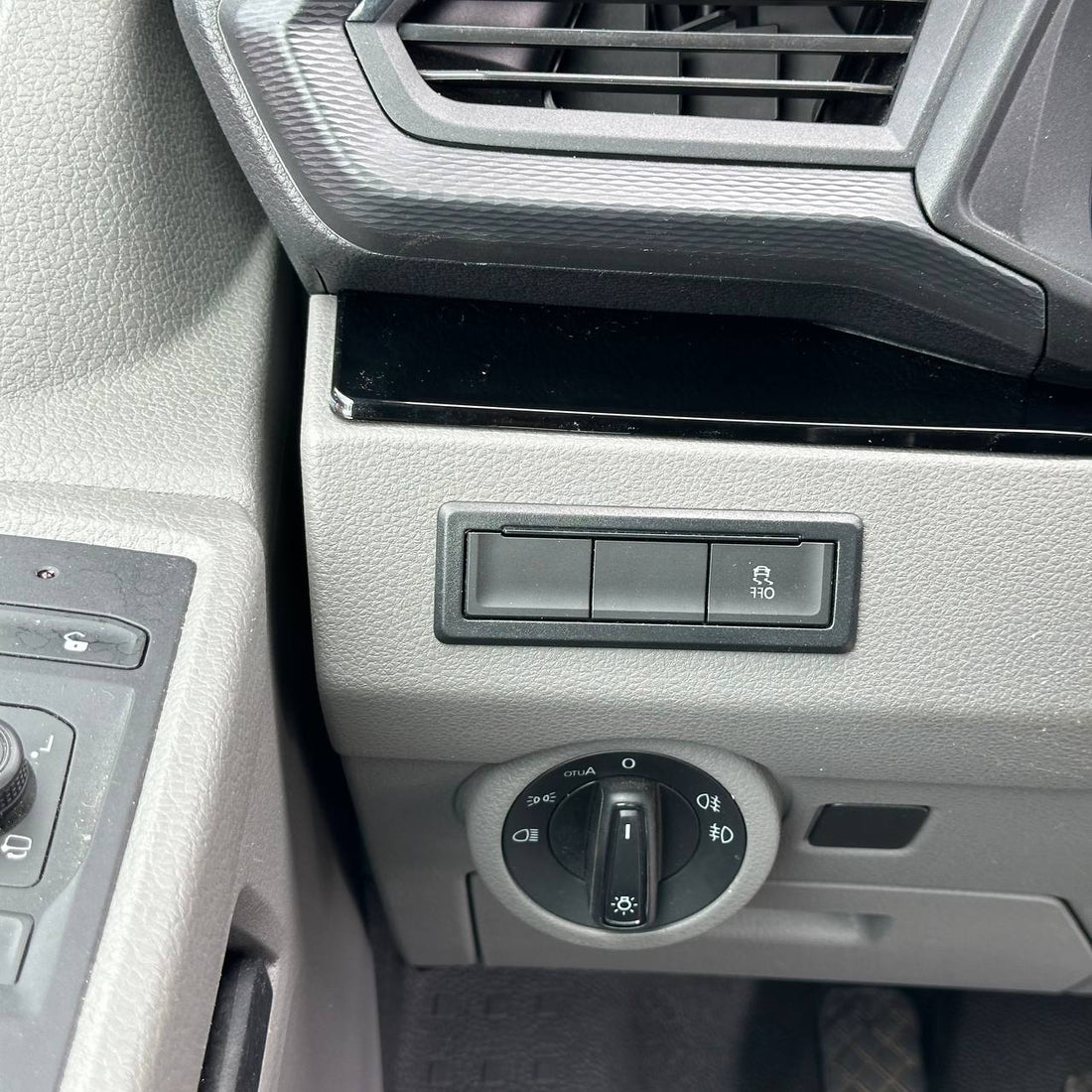 For VW T6.1 Transporter Dashboard Upgrade Van-X – Premium 4-Piece Gloss Black Lower Dash Trim &amp; Door Card Set