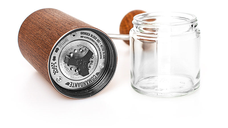 Comandante Coffee Tray – Premium Bohnen- & Kaffeemehl-Schale (bis 250 g), Made in Germany, präzises Umfüllen & Dosieren