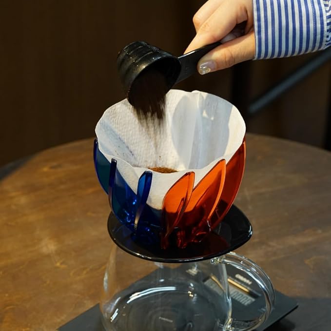 Hario V60 Dripper Suiren – Elegant Ceramic Pour-Over Brewer