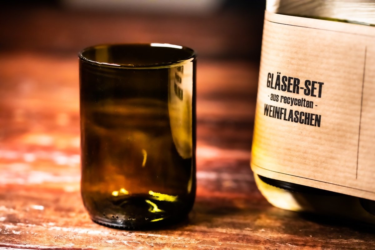 Drinking Glasses Made from Recycled Wine Bottles – Sustainable, Robust, and Dishwasher-Safe