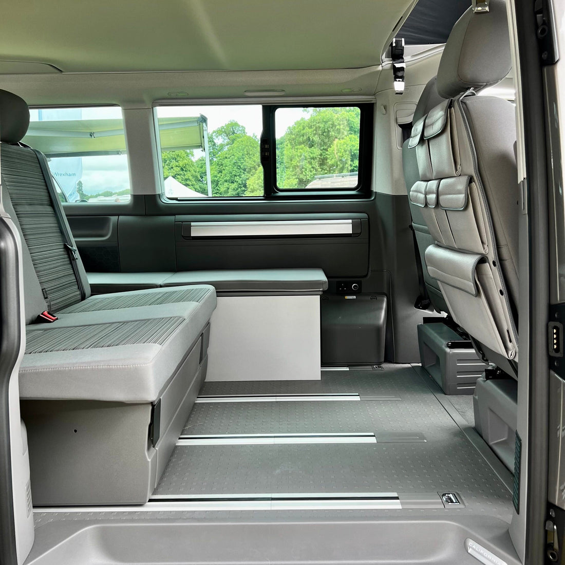 For VW California Ocean, Coast &amp; Beach Campervan Single/Captains Seat Leatherette Back Seat Organizer Storage Solution