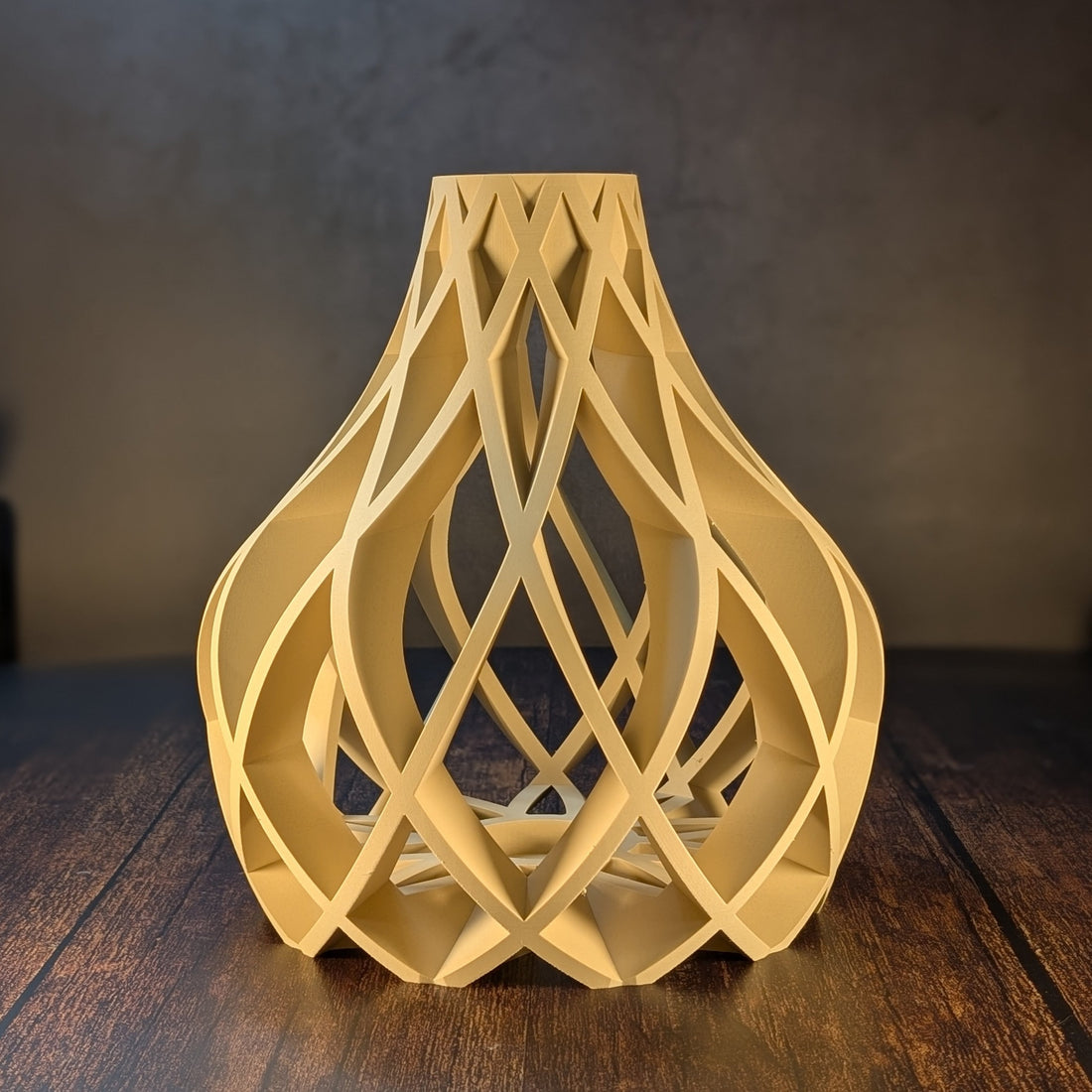 Vulkan Vase White Oak – PLA Wood Design Vase (3D Print), Sculptural Wood Look for Dried Flowers (24.7 cm)