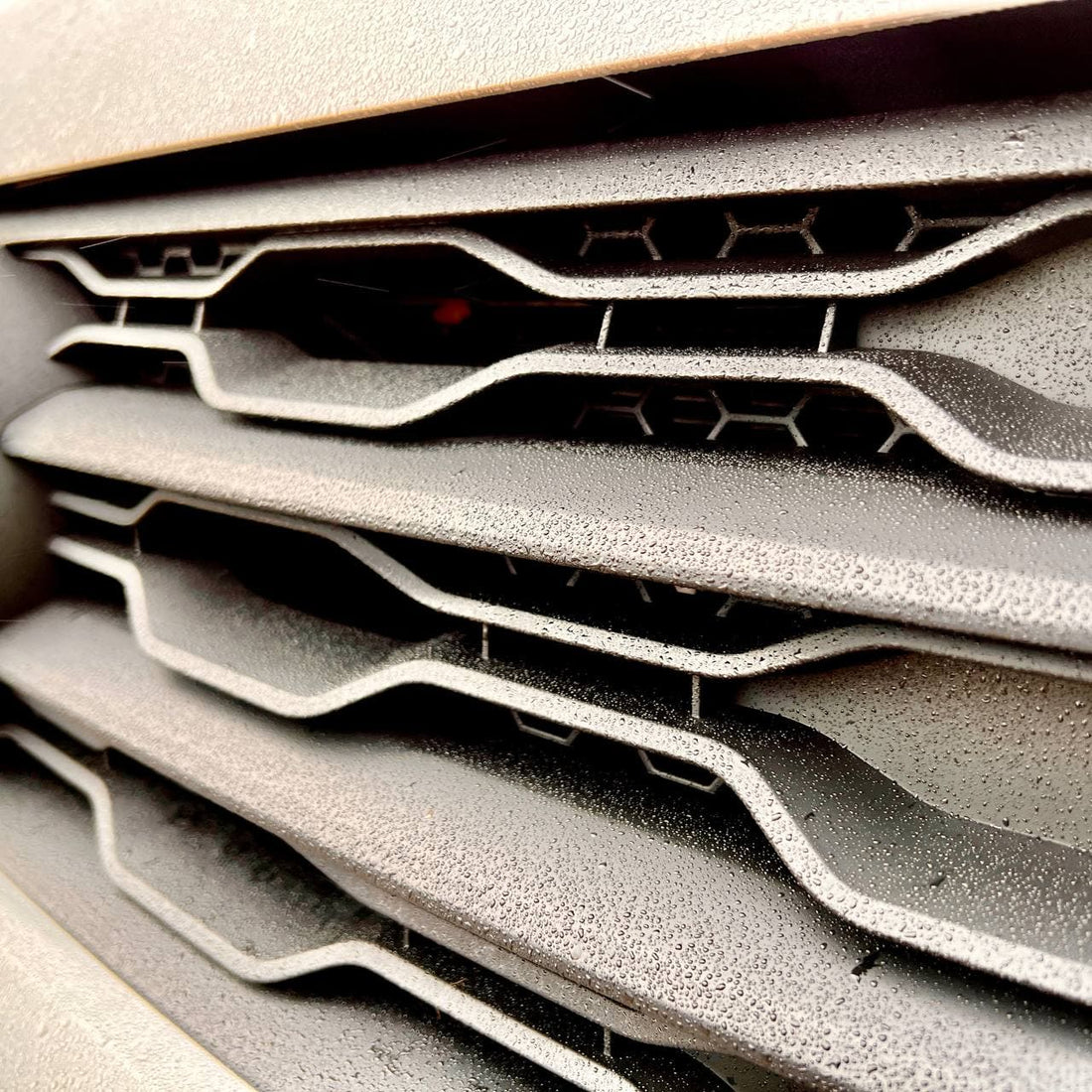 For VW T6 R-Line Front Grille (2 in 1) Badged/Badgeless - Matte Black